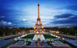 Paris – The City of Lights and Its Wonders