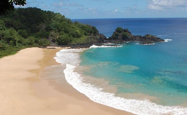 Baia do Sancho Foto Ibadanboy 1