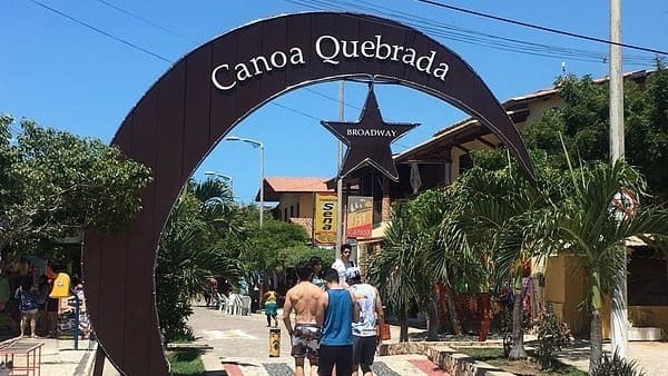Broadway de Canoa Quebrada