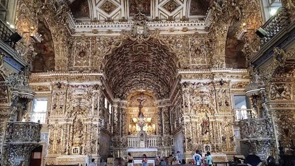 Salvador: Seu Guia Completo para Explorar a Capital Baiana 14 Salvador: Roteiro de Viagem com Praias, Cultura e Gastronomia Incríveis