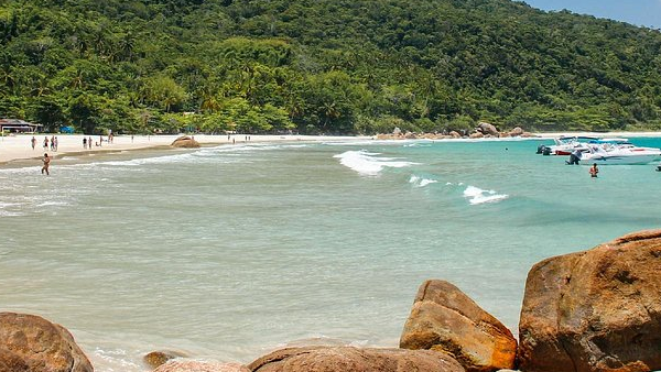 Praia do Aventureiro Foto Matias Javier C 2